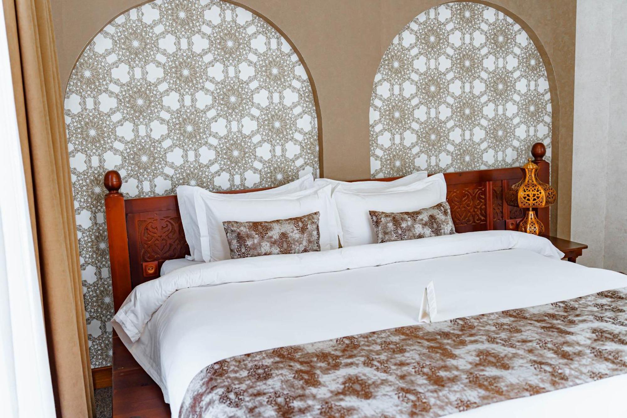 Jannat Resort Osh Phòng bức ảnh